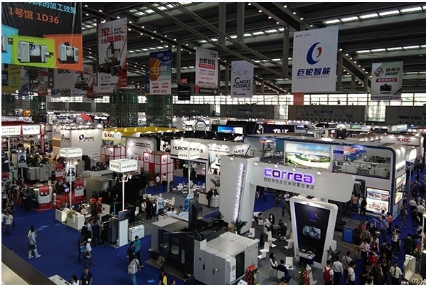 越2.webp.jpg 越2.webp.jpg